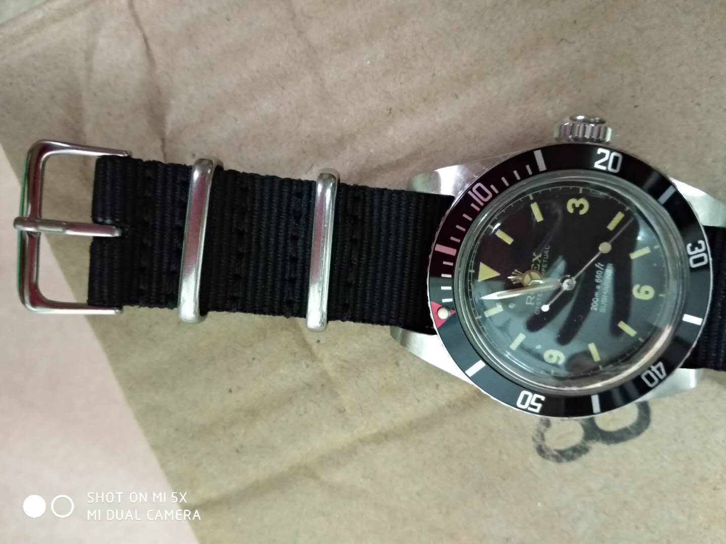 Red Dot Bezel of Vintage Replica Submariner 6538